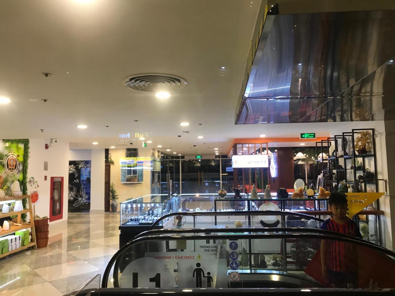 Lägenhet Studio på 40 m² i Tan Binh med 1 badrum  Ho Chi Minh-staden Exteriör bild